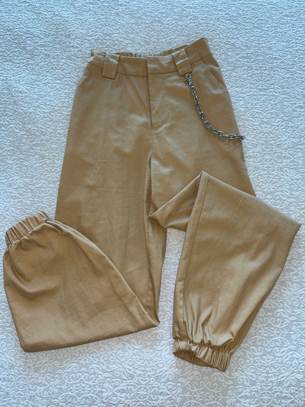 Baggy Cargo Pants with Chain